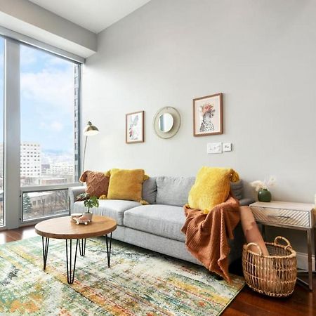 Hostwise Stays - The Washington At Chatham - Free Parking, Private Gym, More! Pittsburgh Extérieur photo